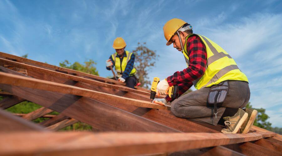Professional Flat Roofing Installation services in New Holland, SD